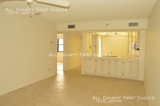 Building Photo - 14130 Rosemary Ln