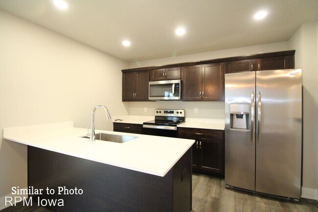 Building Photo - 4 br, 3 bath House - 1007 NE 16th Street