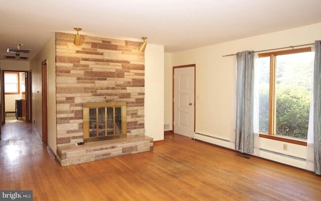 Foto del edificio - 7135 Bowers Rd