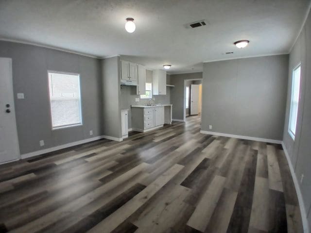 Foto del edificio - 13734 Kent State Ave