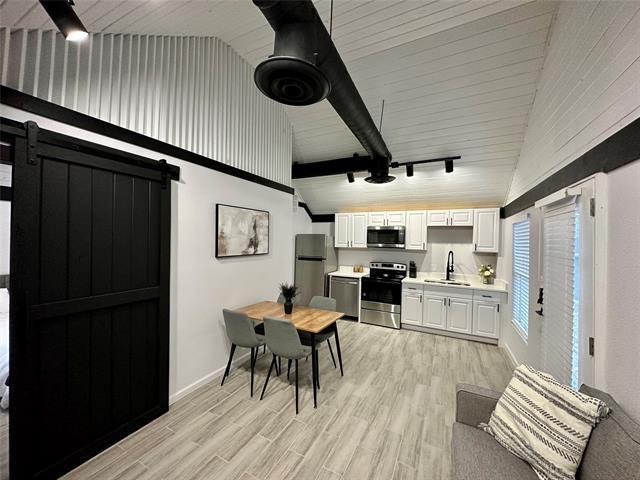 Foto del edificio - 3345 8th Ave