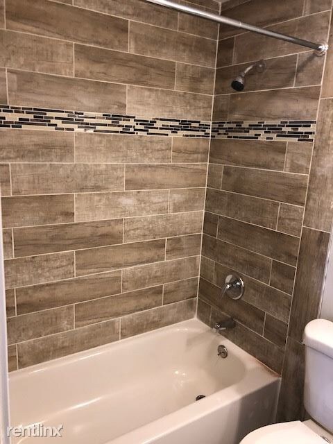 Building Photo - 1 br, 1 bath  - 32 Old Foxon Rd Apt 45