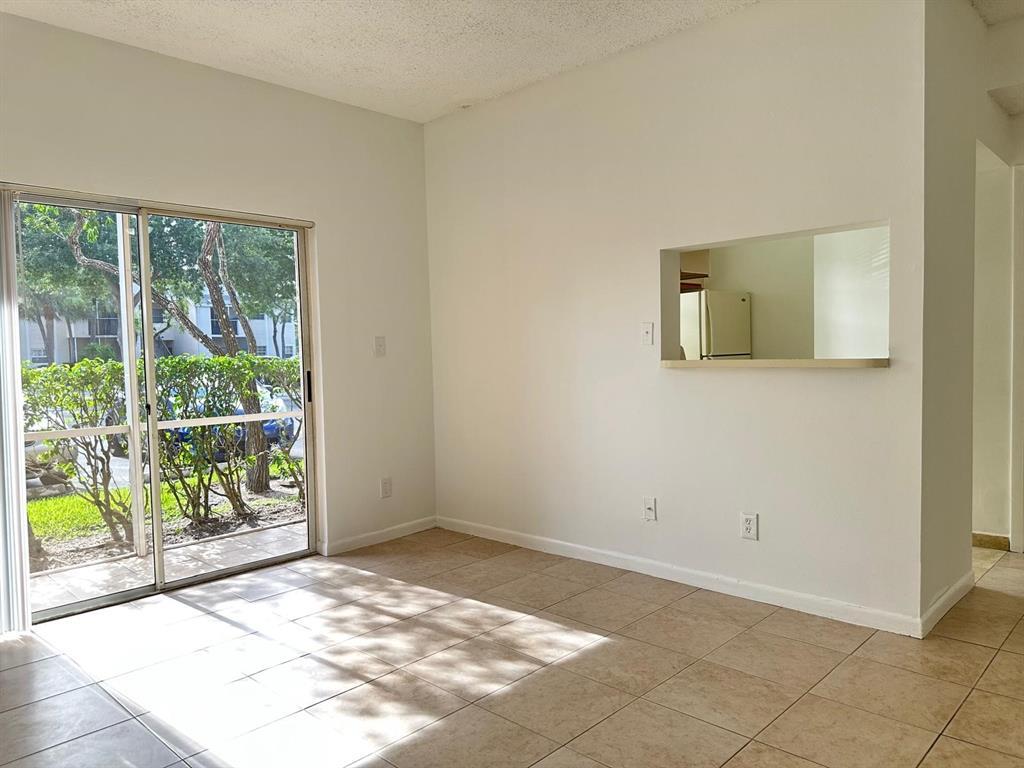 Primary Photo - 601 Cypress Lake Blvd