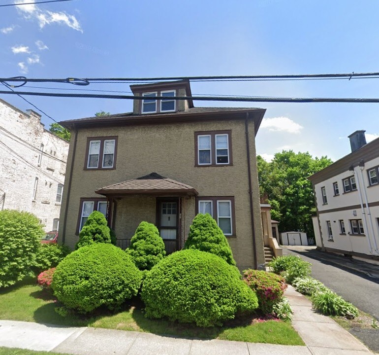 67 Saratoga Ave, Pleasantville, NY 10570 Apartments in Pleasantville, NY