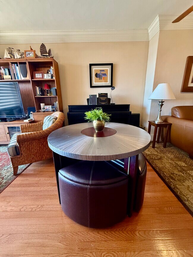 Foto del edificio - 7701 Wurzbach Rd