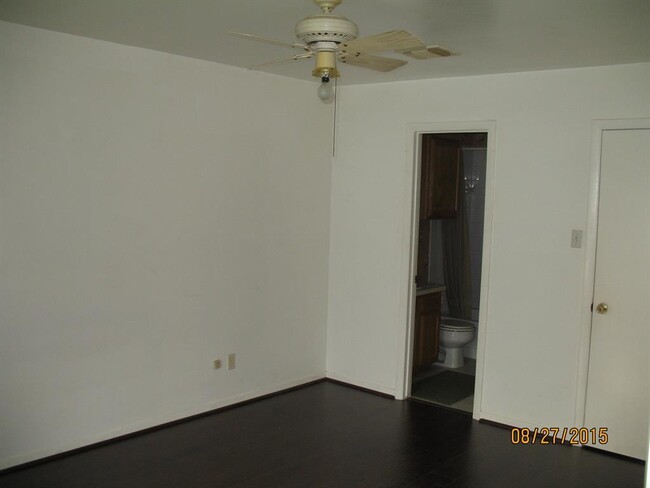 Building Photo - 2922 Whetrock Ln
