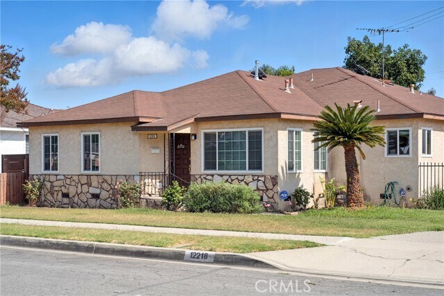 Foto principal - 12218 Academy Way