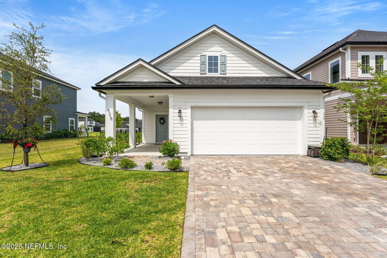 Foto principal - 535 Silver Landing Dr