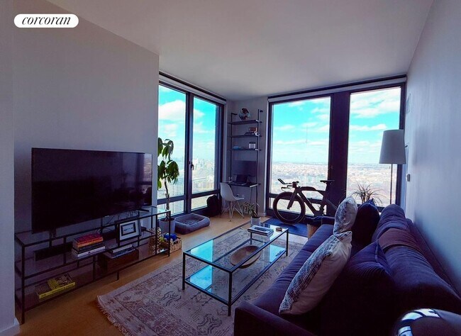 Foto del edificio - 250 Ashland Pl