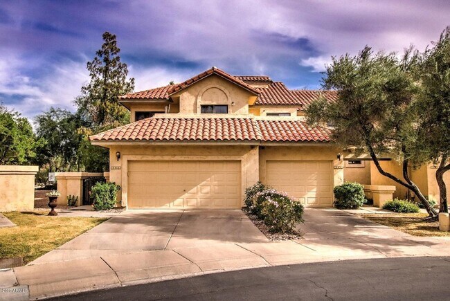 Foto del edificio - 3 bedroom Townhome