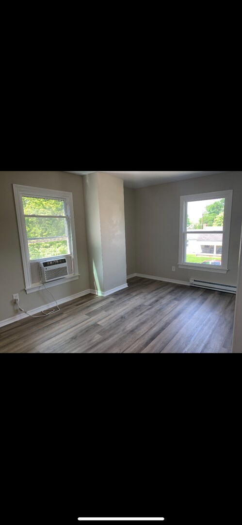 Building Photo - Crawford 705