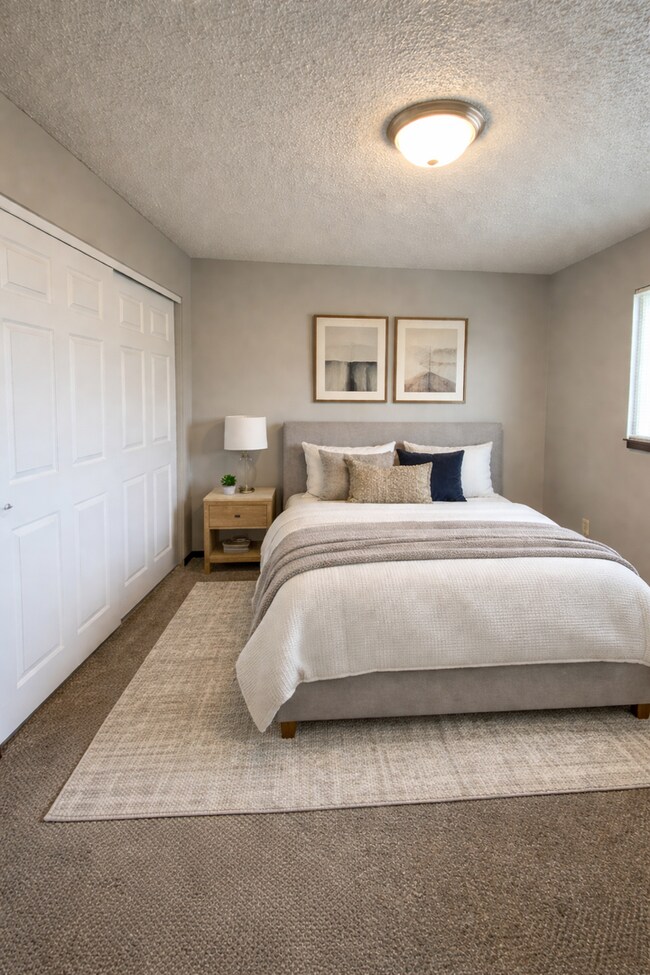 Foto del edificio - Warning: You Might Actually Want to Stay Home More *$250 OFF!*