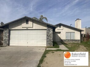 Building Photo - 1504 Streever Ave