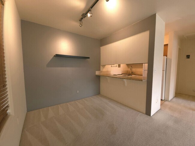 Foto del edificio - 4955 Moorhead Ave