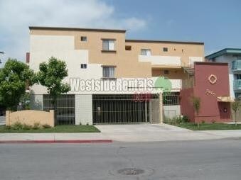 Building Photo - 3405 Linden Ave
