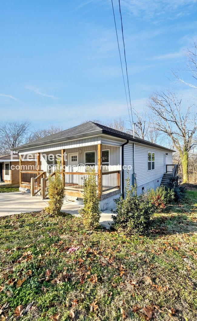 Building Photo - 879 Wheeler Ave