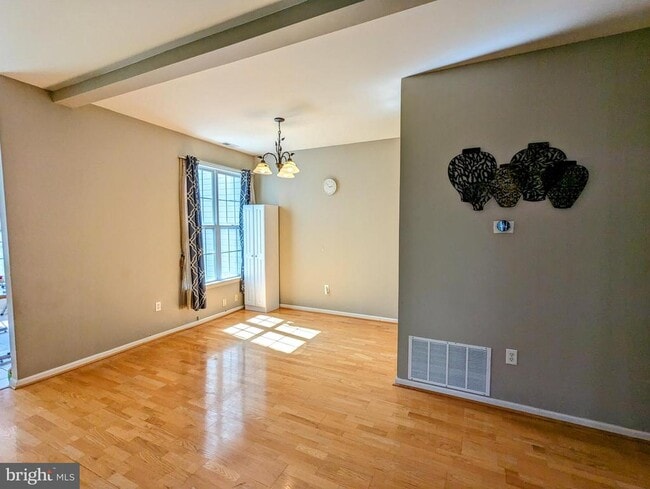 Building Photo - 62 Shelley Cir