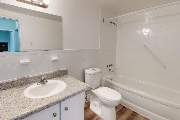 Photo du bâtiment - Elm Gardens