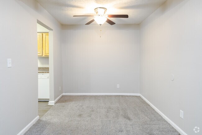 1BR, 1BA -  865SF Dining Room - Newberry Parc