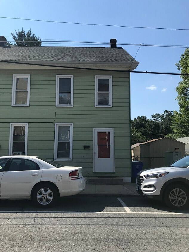 17 Summer St Unit 17 Summer Street, Hagerstown, MD 21740 Room for