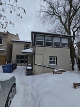 Building Photo - 9 Waterloo Av