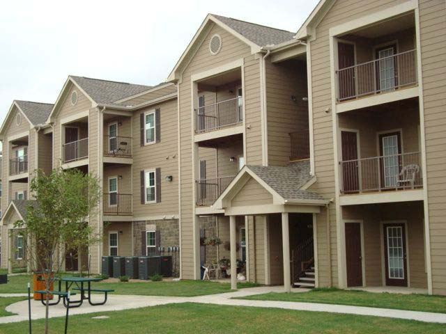 Building Photo - 6208 Ventura Dr