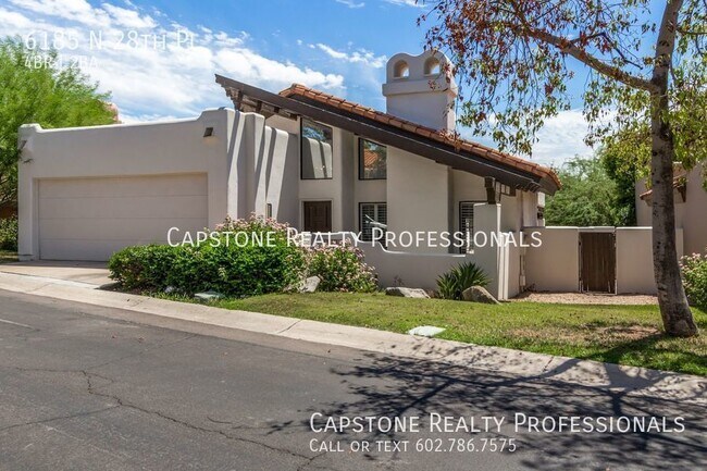 Foto del edificio - Rare unfurnished rental in the gated Biltm...