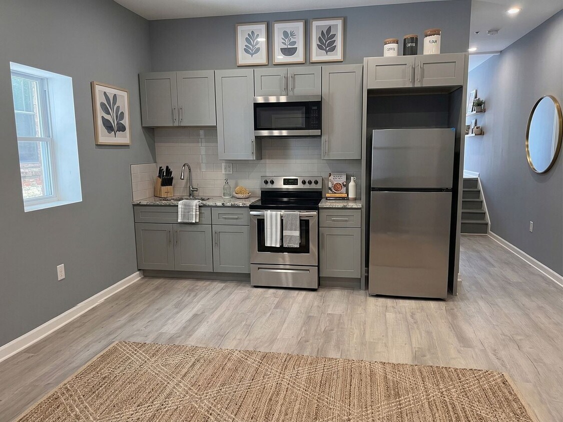 Photo - 1612 Cecil B. Moore Avenue