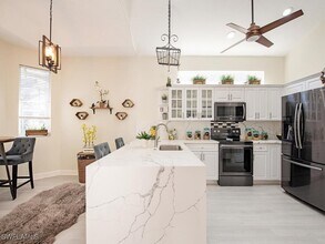 Building Photo - 8098 Tauren Ct