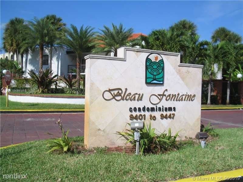 Primary Photo - 9429 Fontainebleau Blvd