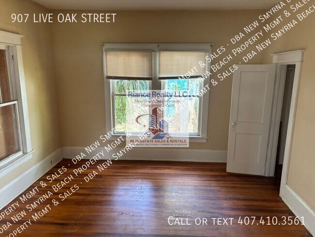 Foto del edificio - 907 Live Oak St