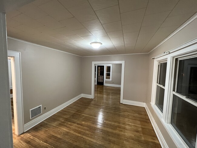 Dinning room (in between living room and kitchen) - 210 Avery Ave