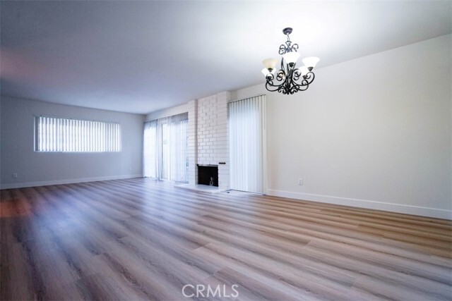 Foto del edificio - 3145 Azaria Ave