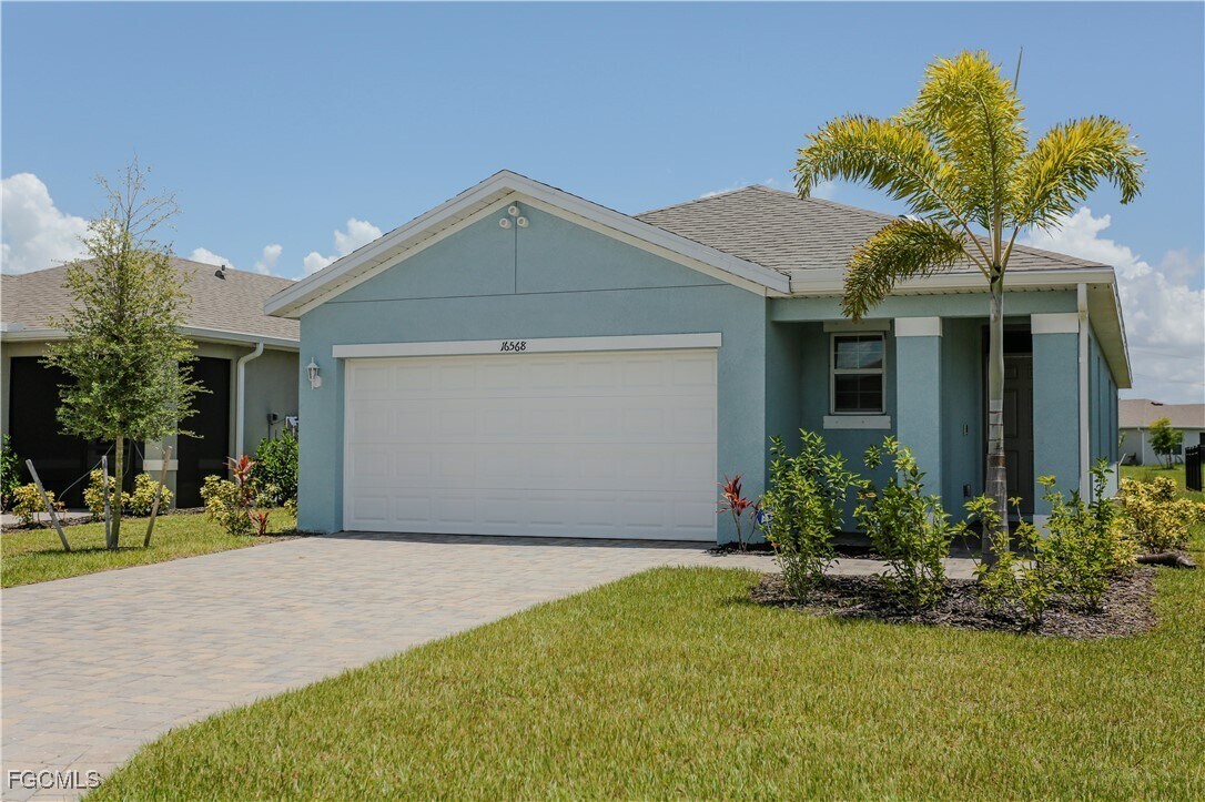 Foto principal - 16568 Fire Coral Lane