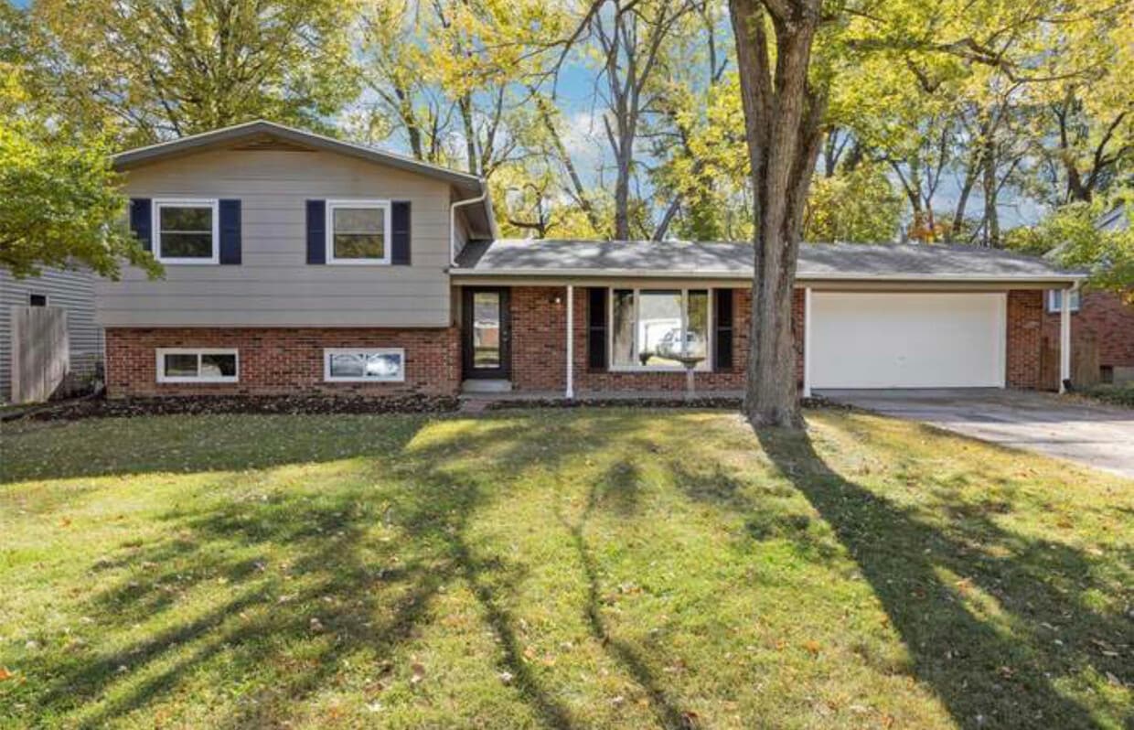 12438 Larkwood Dr, St. Louis, MO 63146 House Rental in St. Louis, MO