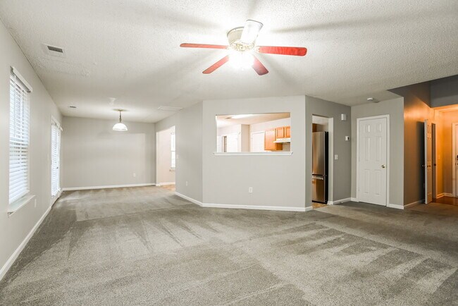 Foto del edificio - 6703 Devongate Ln