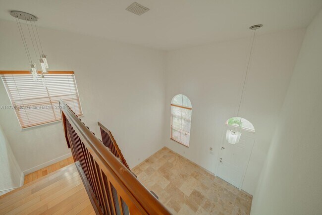 Foto del edificio - 5035 SW 155th Ave