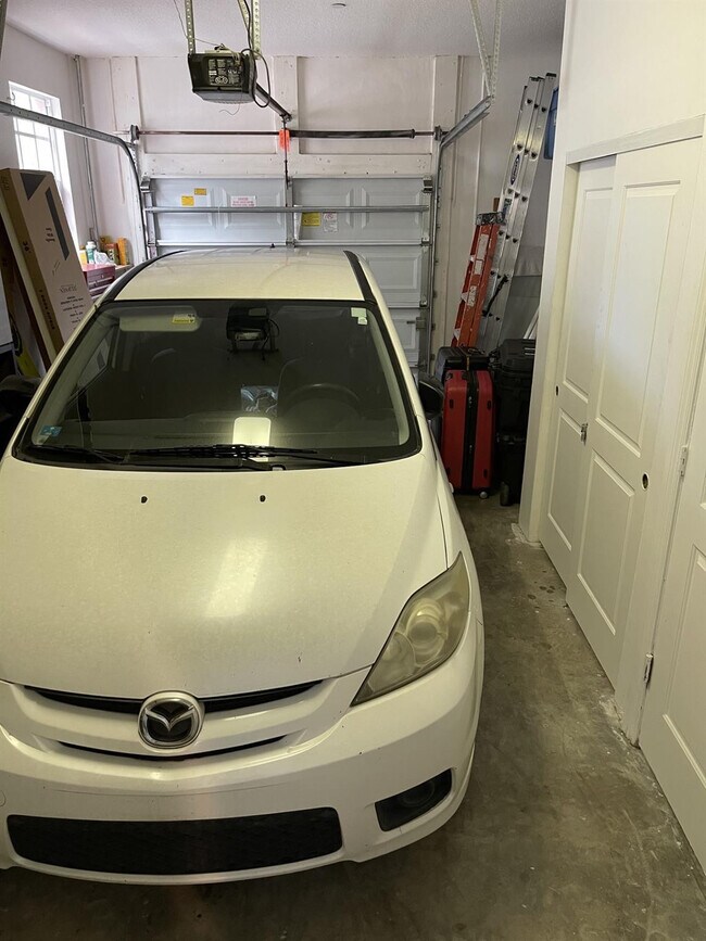 Foto del edificio - 3213 NE 5th St