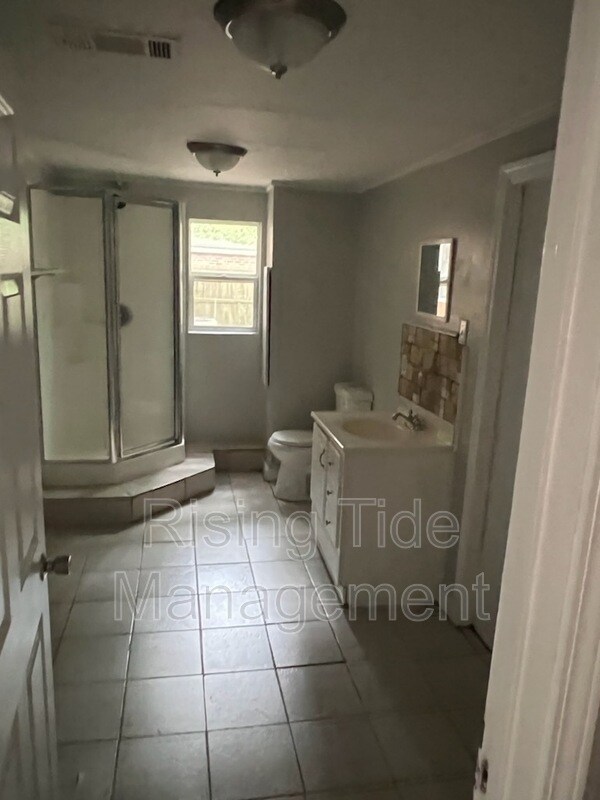 Foto del edificio - 3227 Willow Ln Dr