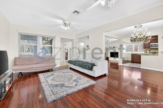 Building Photo - 502 Forest Cir