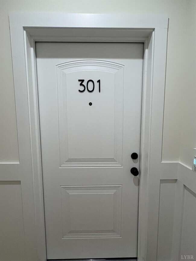 Foto del edificio - 420 Capstone Dr