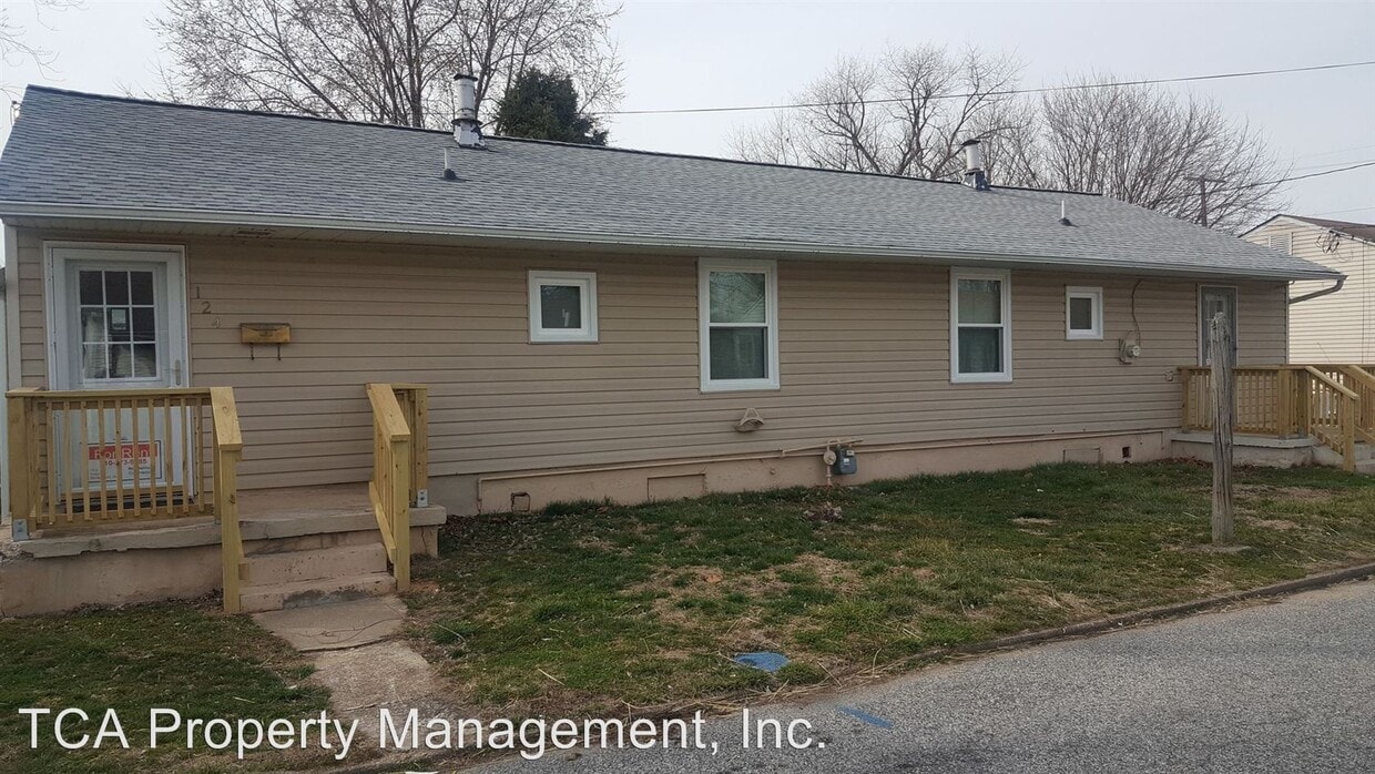4 br, 2 bath House 123 Hollingsworth Manor House for Rent in Elkton