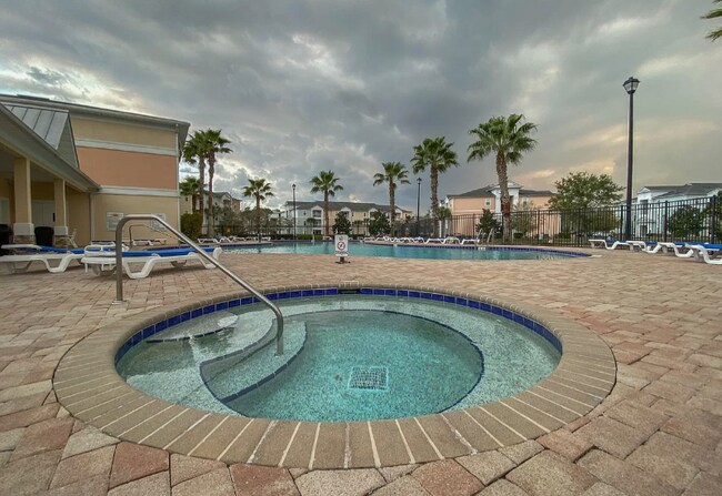 Foto del edificio - 5006 Key Lime Dr