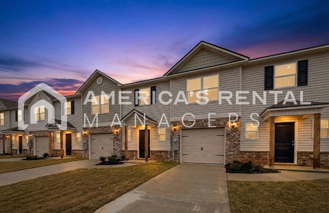 Building Photo - ONE AND A HALF MONTH FREE!! Spacious New Construction Townhome Available Now