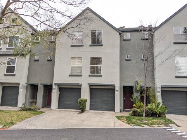 Building Photo - 3 bedroom in Hayward CA 94541