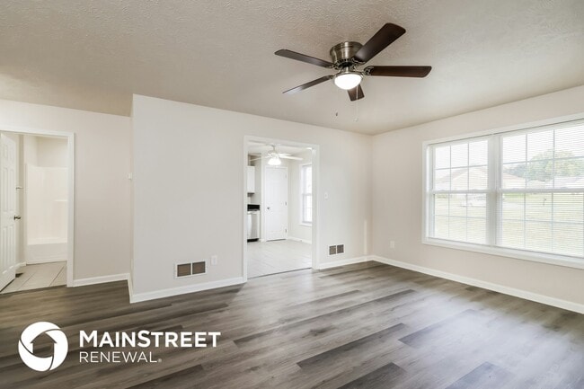 Building Photo - 308 Tex Ave