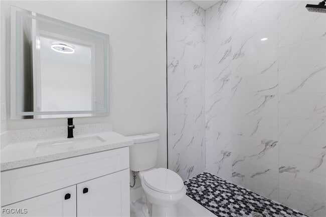 Foto del edificio - 2253 10th Terrace