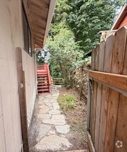 Building Photo - 2217 NE Landover Dr