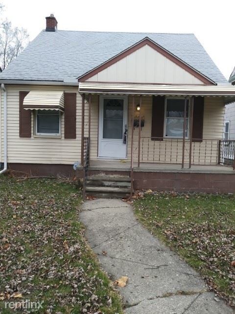 Primary Photo - 7424 Mansfield St