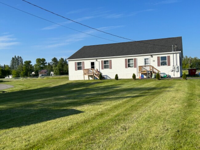 Building Photo - 40 Stetson Rd